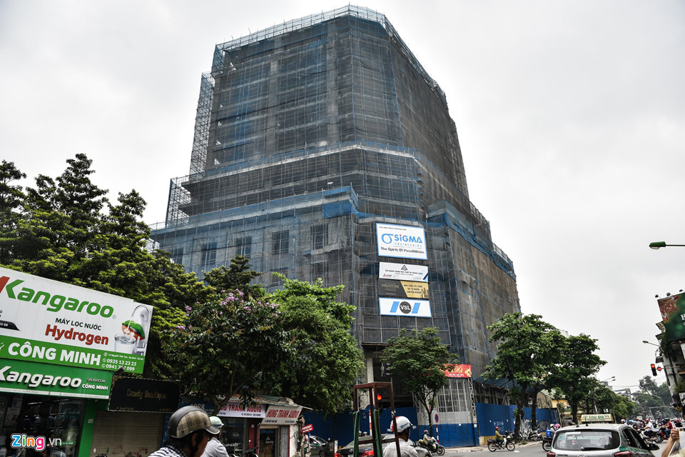 Cận cảnh những lô đất vàng bỏ hoang giữa trung tâm Hà Nội